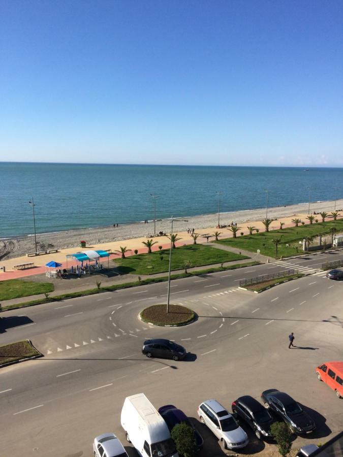 House On The Beach Batumi Exterior photo